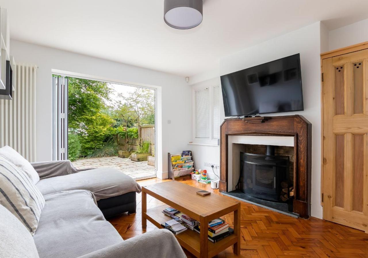 Villa Stunning 5 Bed In The Centre Of Bourton! Esterno foto